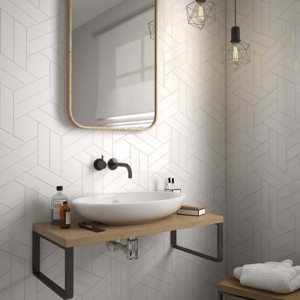 Chevron Wall Tile Bathroom 600x600 